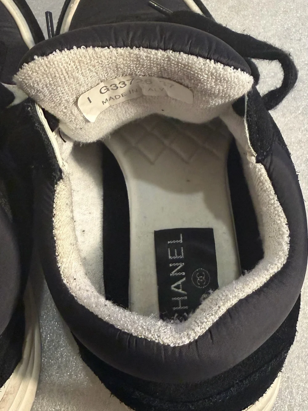 CHANEL Black And White Knit Item with Made in Italy Label